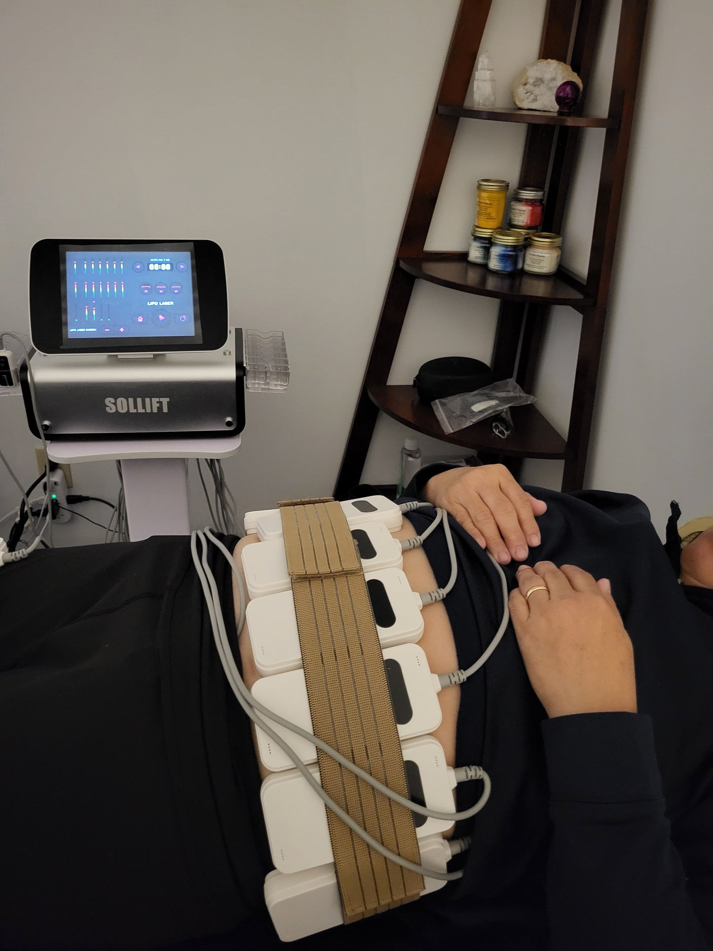 Body Contouring and Sculpting Lipo Laser - THREE Sessions